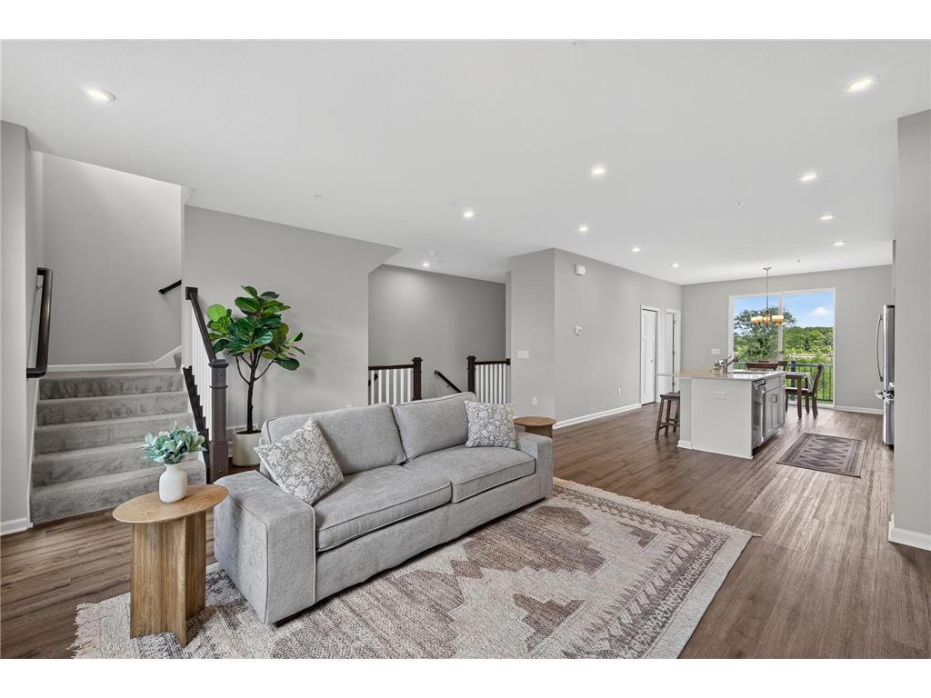 8658 London Circle NE #B Blaine MN 55449 7095701 image9