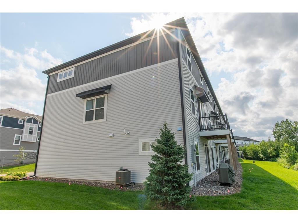 8658 London Circle NE #E Blaine MN 55449 7101456 image3