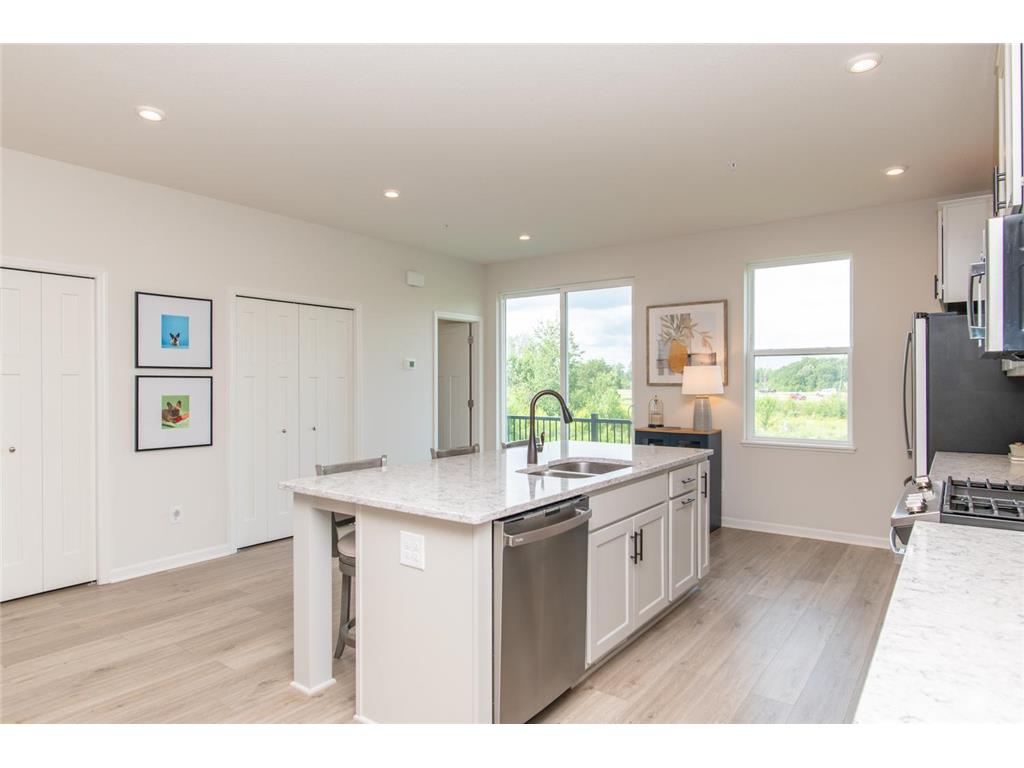 8658 London Circle NE #E Blaine MN 55449 7101456 image8