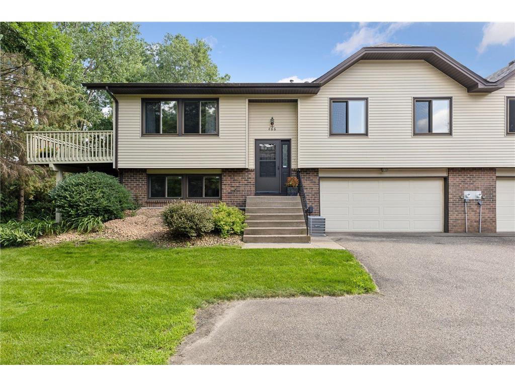 866 Sherwood Road Shoreview MN 55126 6572240 image1