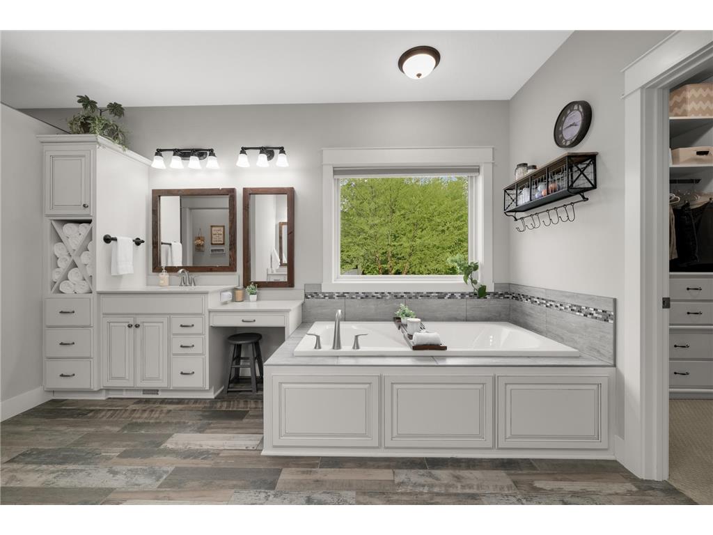 8662 240th Street E Lakeville MN 55044 7078928 image21