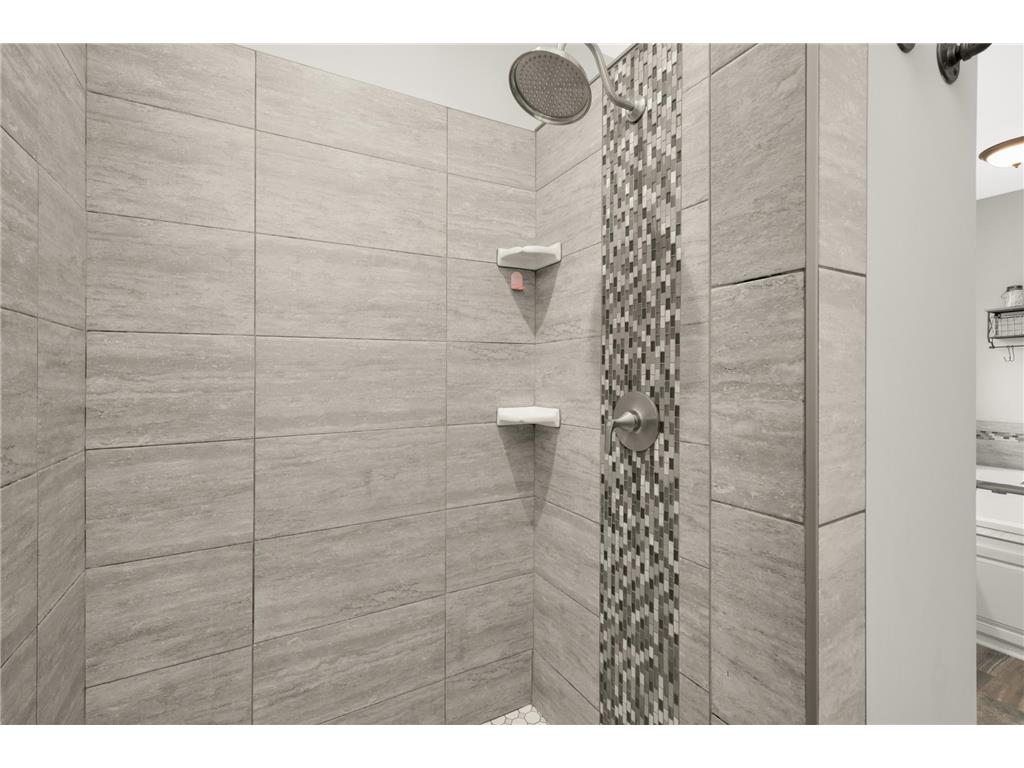 8662 240th Street E Lakeville MN 55044 7078928 image23