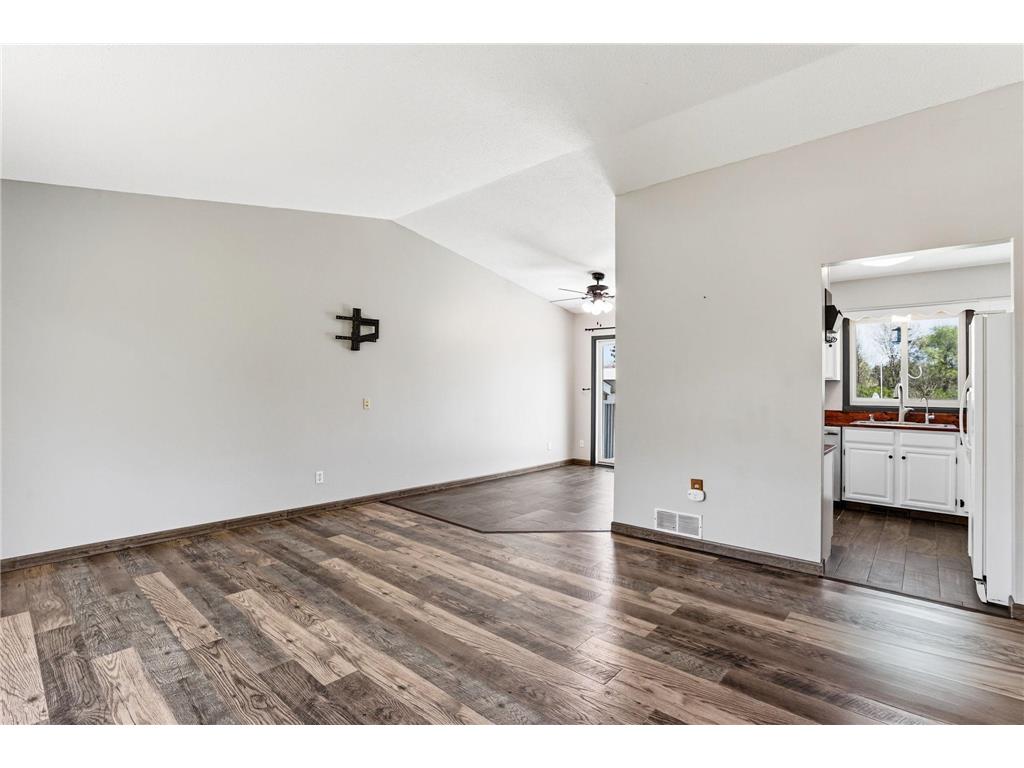 8662 Darlington Avenue NE Monticello Twp MN 55362 7062366 image5