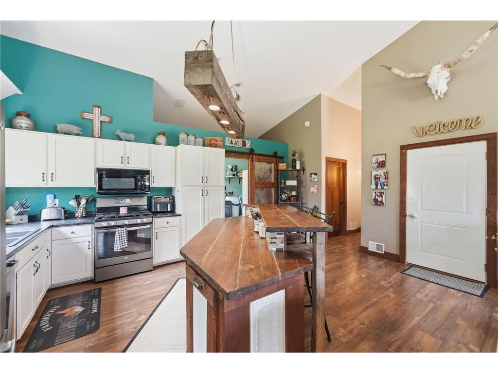 8666 Riverwood Circle N New London MN 56273 7090432 image13