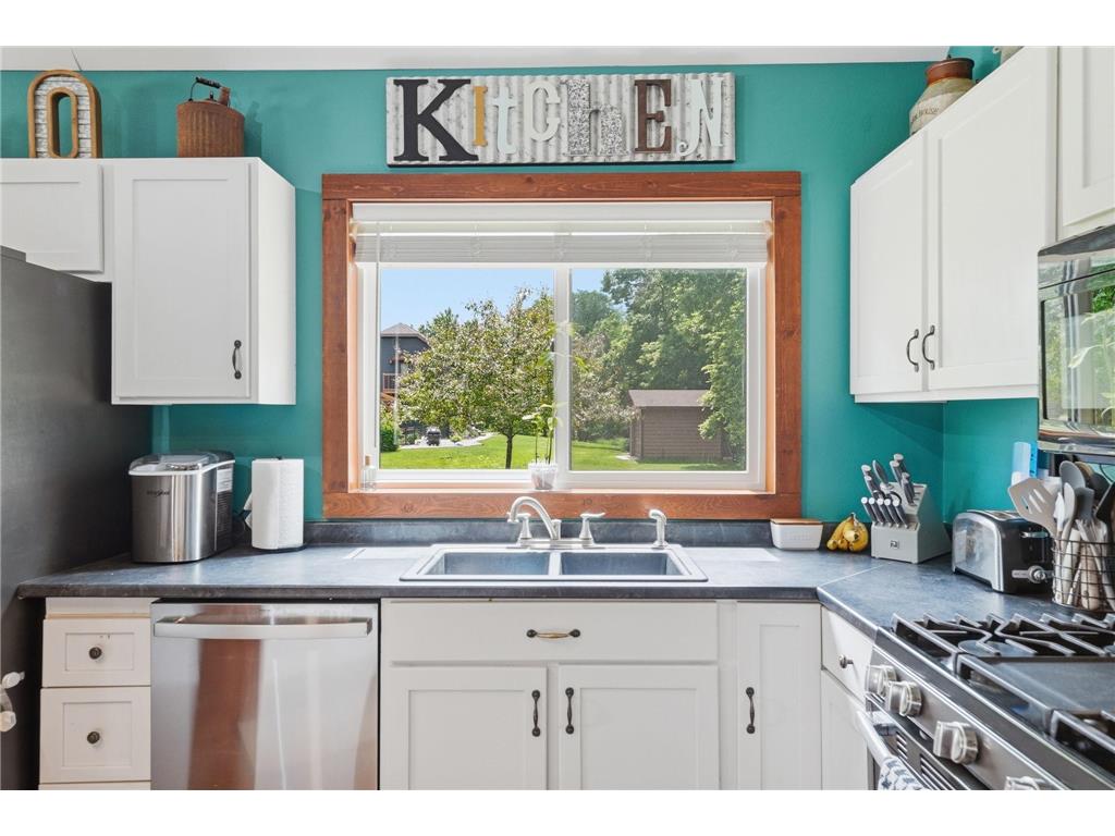 8666 Riverwood Circle N New London MN 56273 7090432 image16