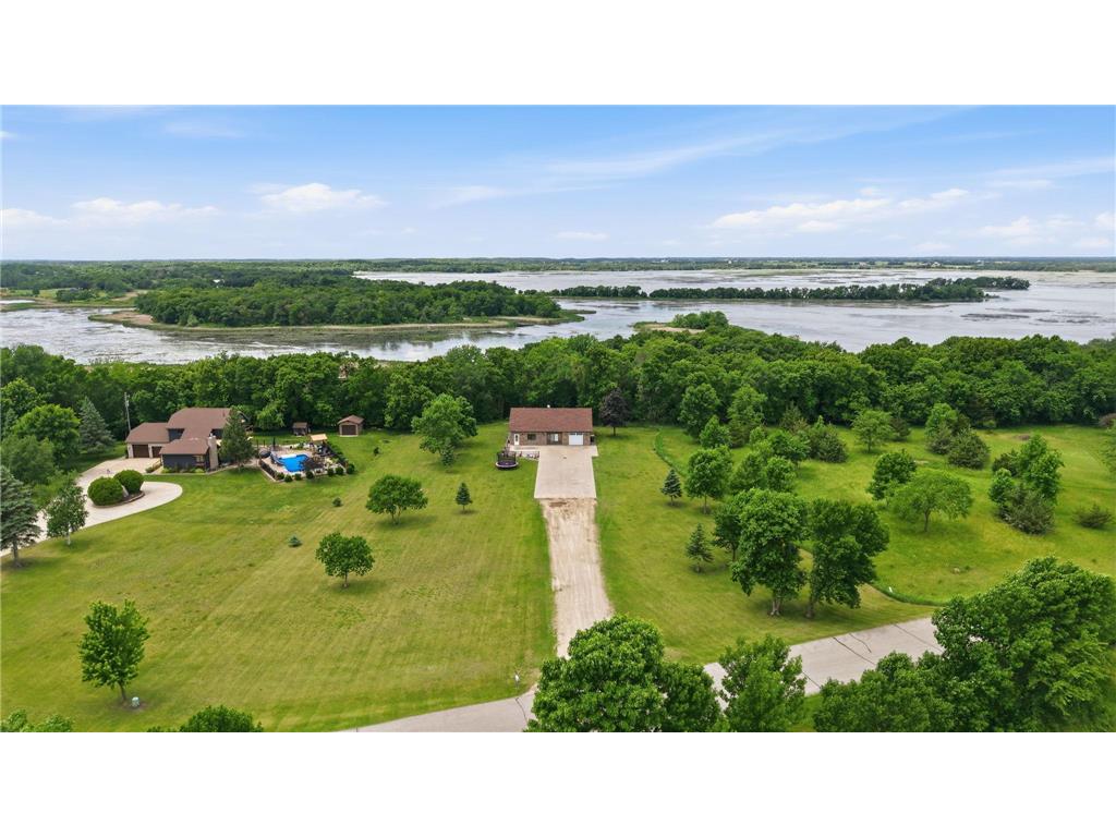 8666 Riverwood Circle N New London MN 56273 7090432 image2
