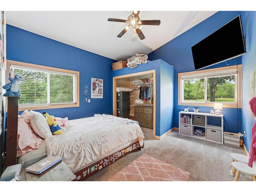 8666 Riverwood Circle N New London MN 56273 7090432 image23