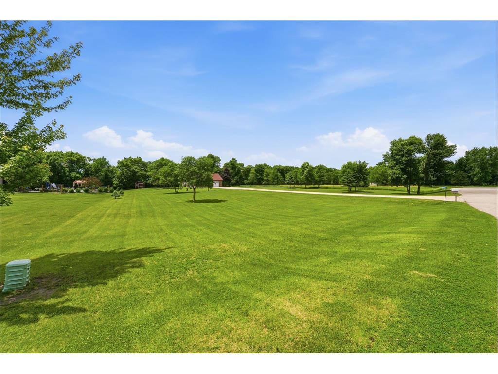 8666 Riverwood Circle N New London MN 56273 7090432 image26