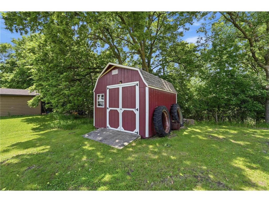 8666 Riverwood Circle N New London MN 56273 7090432 image29