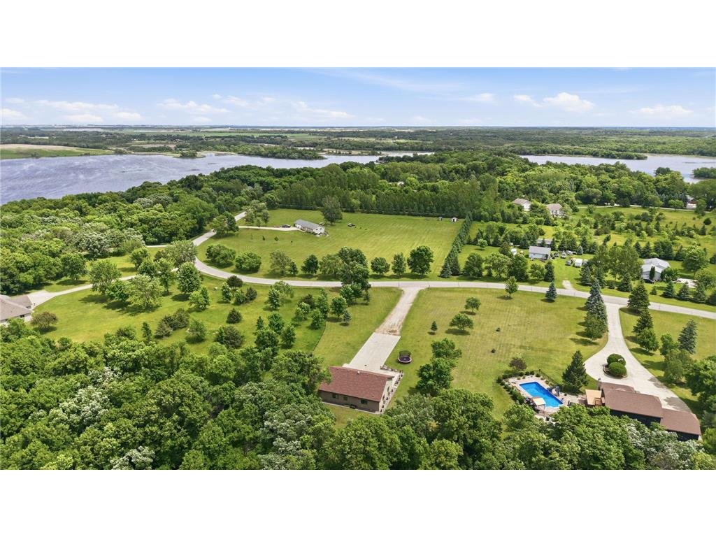 8666 Riverwood Circle N New London MN 56273 7090432 image33