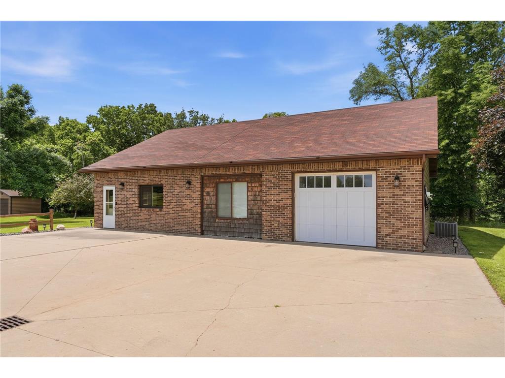 8666 Riverwood Circle N New London MN 56273 7090432 image5