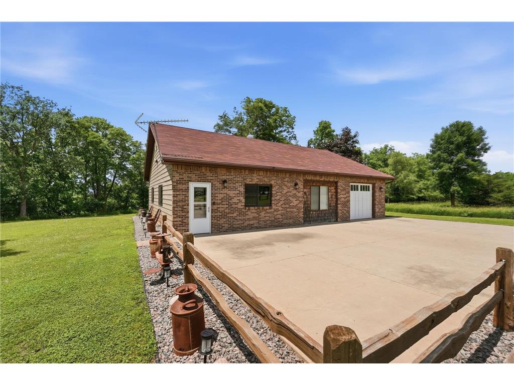 8666 Riverwood Circle N New London MN 56273 7090432 image7