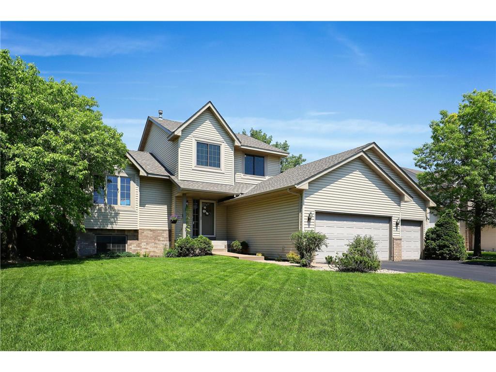 8668 Maryland Court N Brooklyn Park MN 55445 6379067 image1