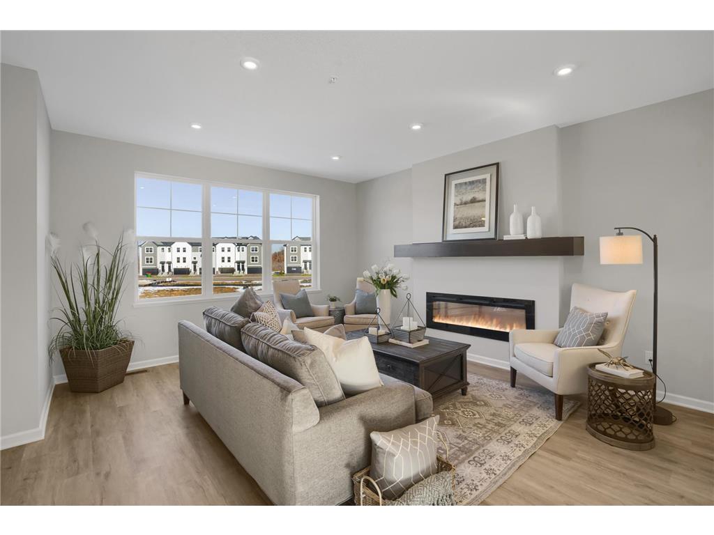 8671 London Circle NE #B Blaine MN 55449 6414967 image1
