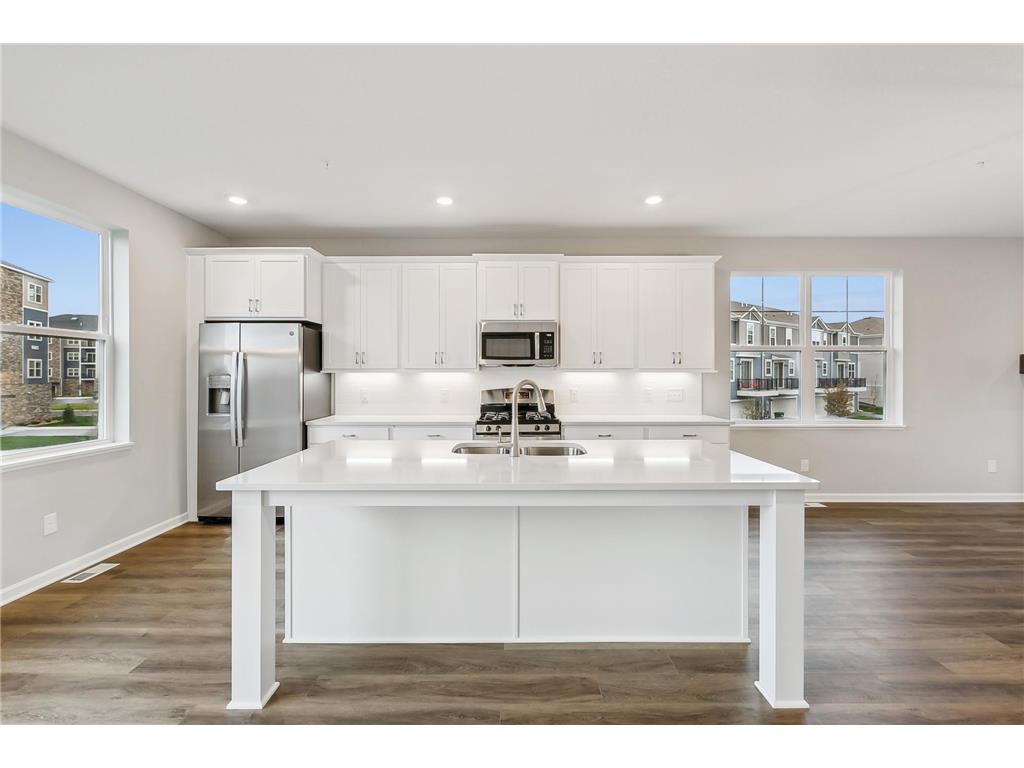 8678 London Circle NE #A Blaine MN 55449 6453783 image1