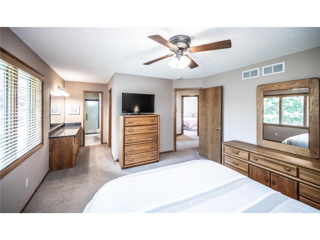 868 Basswood Lane Eagan MN 55123 7076511 image25