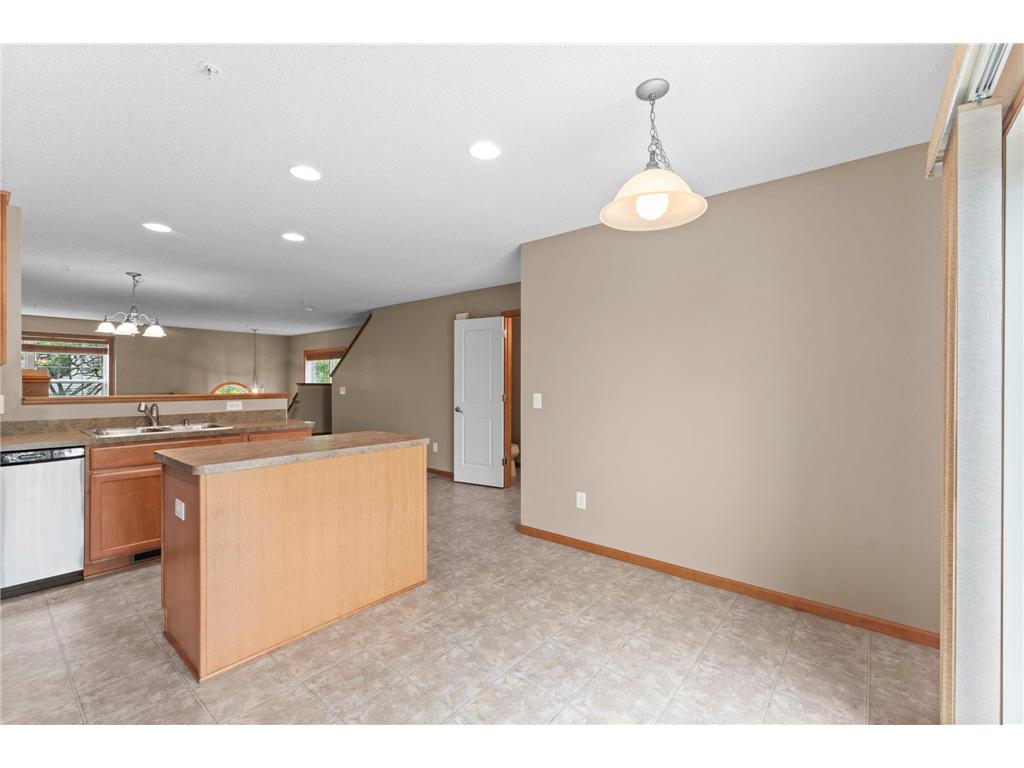 868 Ledgestone Drive Mahtomedi MN 55115 7106635 image18