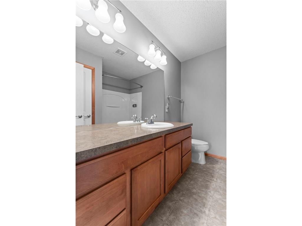 868 Ledgestone Drive Mahtomedi MN 55115 7106635 image29