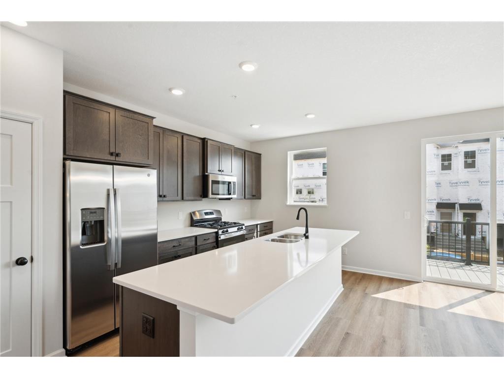 8681 London Circle NE #C Blaine MN 55449 6334544 image1