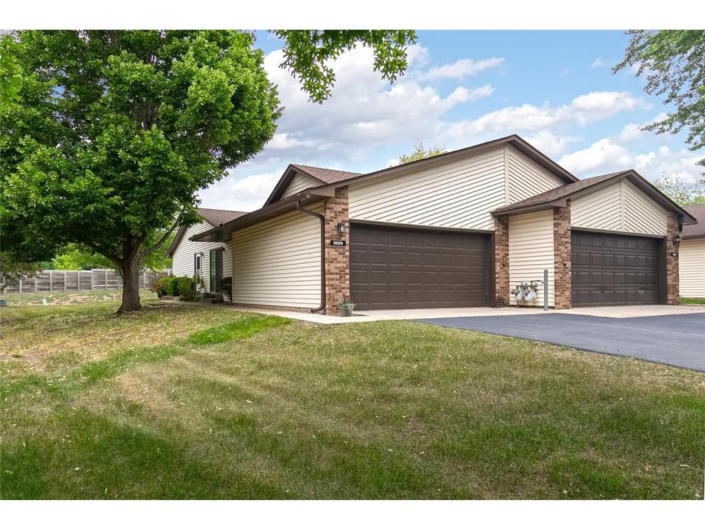 8689 134th Street W Apple Valley MN 55124 6384484 image1