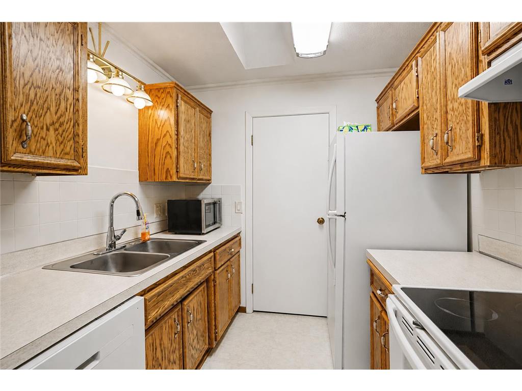 8689 134th Street W Apple Valley MN 55124 7081186 image10