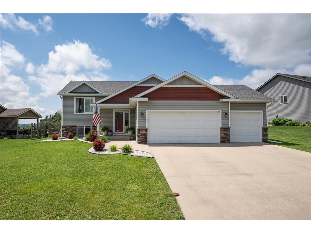 869 Golfview Avenue Zumbrota MN 55992 6546673 image1