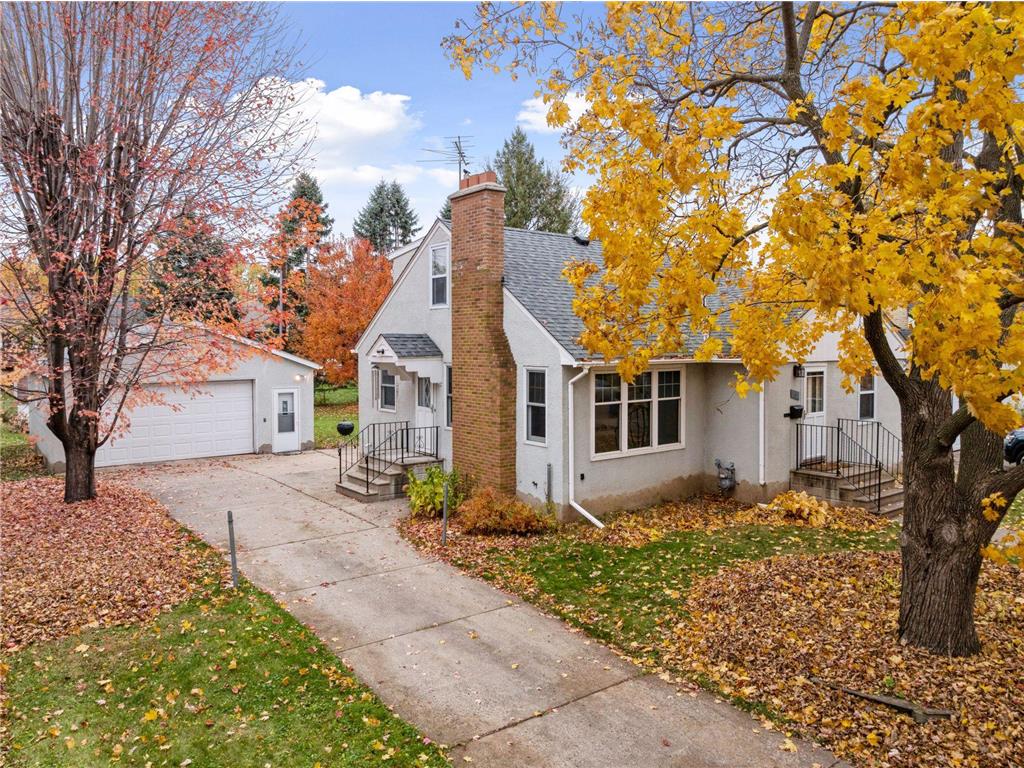 869 Iowa Avenue W Saint Paul MN 55117 6793671 image1