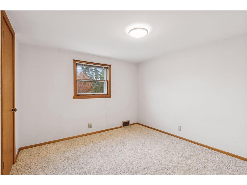 869 Iowa Avenue W Saint Paul MN 55117 6793671 image28