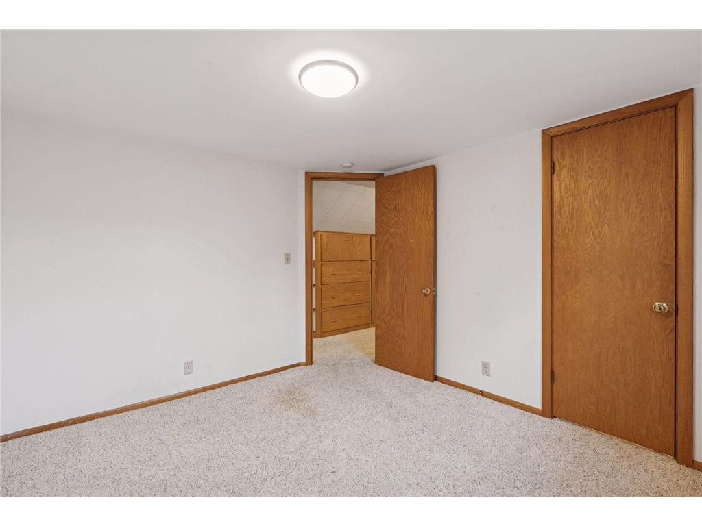 869 Iowa Avenue W Saint Paul MN 55117 6793671 image29