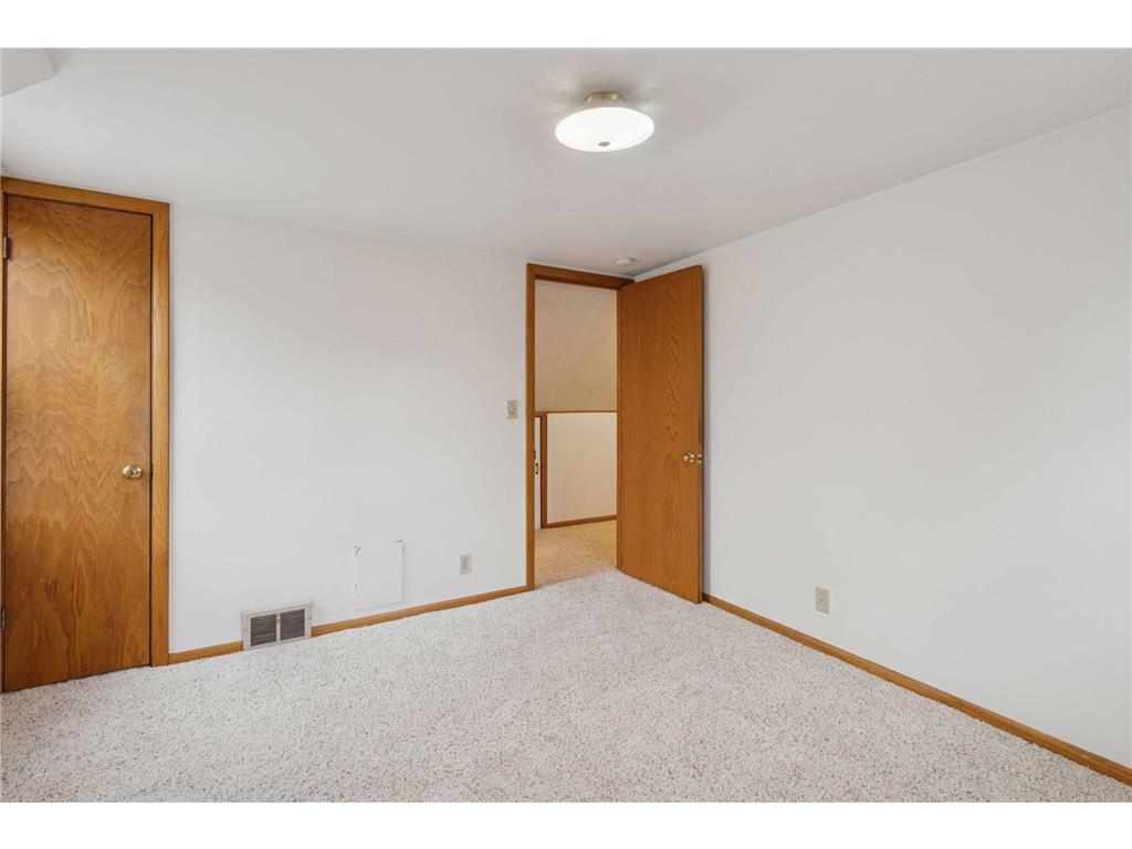 869 Iowa Avenue W Saint Paul MN 55117 6793671 image31