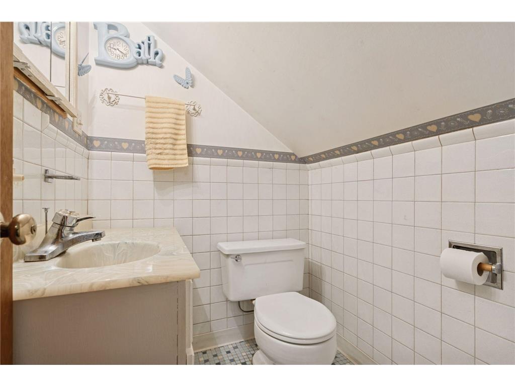 869 Iowa Avenue W Saint Paul MN 55117 6793671 image32