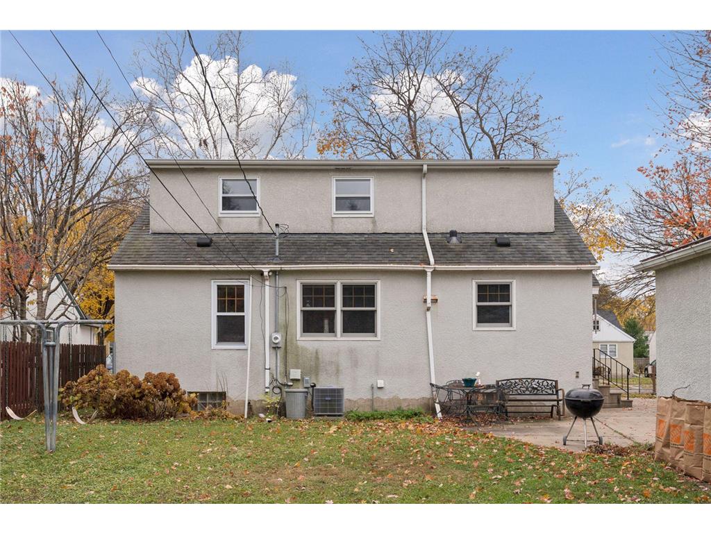 869 Iowa Avenue W Saint Paul MN 55117 6793671 image40