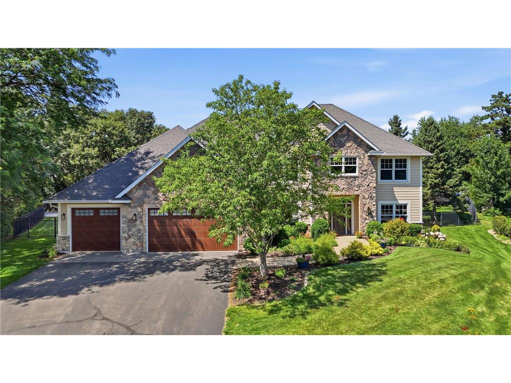 869 Mendakota Court Mendota Heights MN 55120 - Rogers Lake 7062441 image1