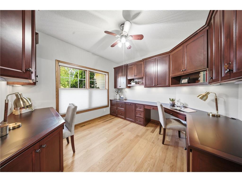 869 Mendakota Court Mendota Heights MN 55120 - Rogers Lake 7062441 image17