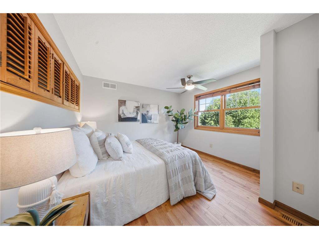 869 Mendakota Court Mendota Heights MN 55120 - Rogers Lake 7062441 image32