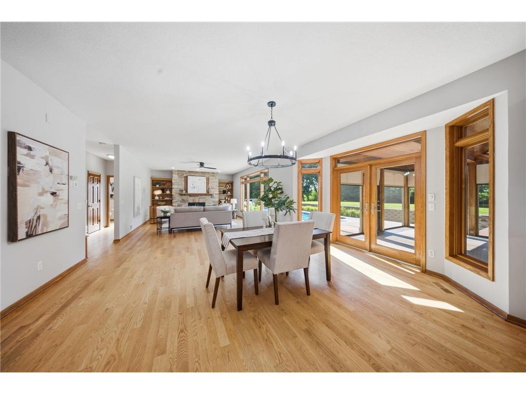 869 Mendakota Court Mendota Heights MN 55120 - Rogers Lake 7062441 image4