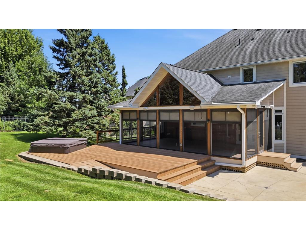869 Mendakota Court Mendota Heights MN 55120 - Rogers Lake 7062441 image46