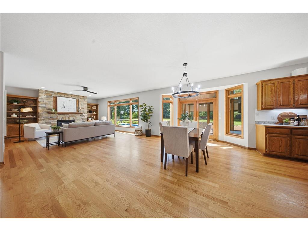 869 Mendakota Court Mendota Heights MN 55120 - Rogers Lake 7062441 image8