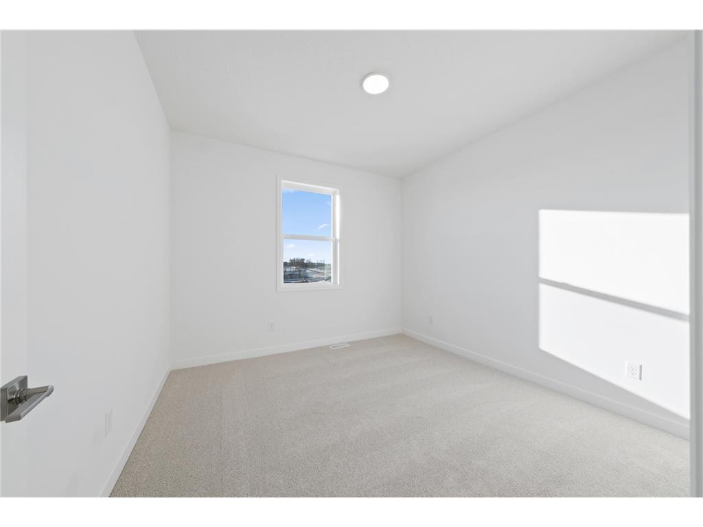 8692 183rd Street W Lakeville MN 55044 7001898 image16