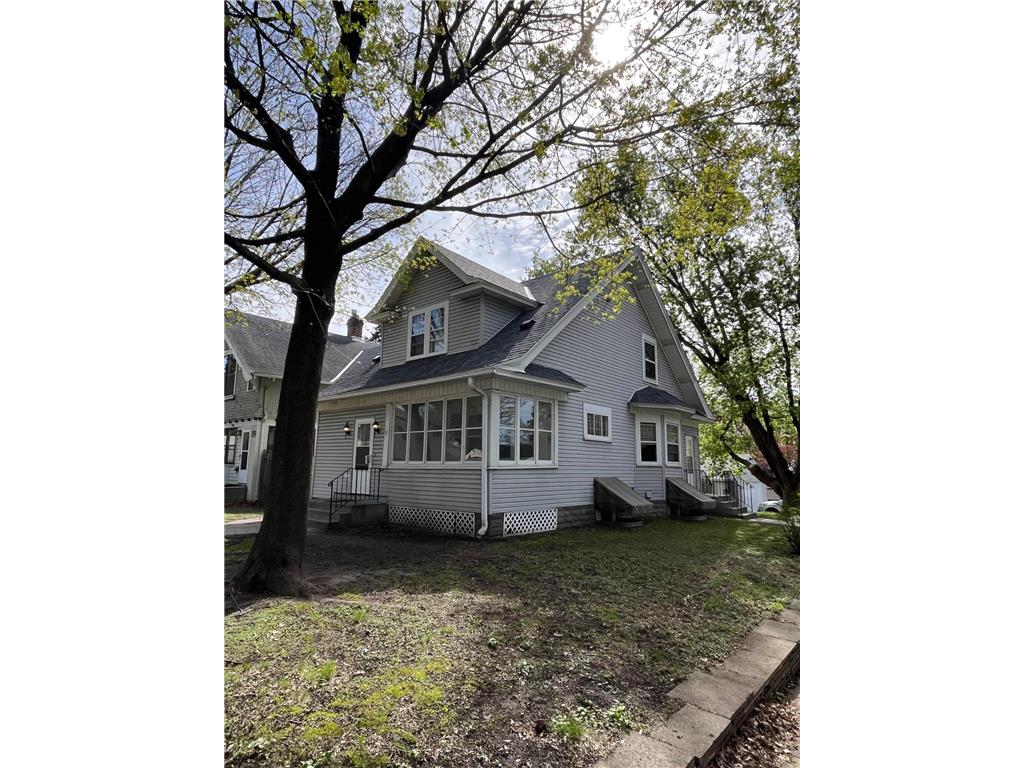 87 Cleveland Avenue S Saint Paul MN 55105 7062398 image2