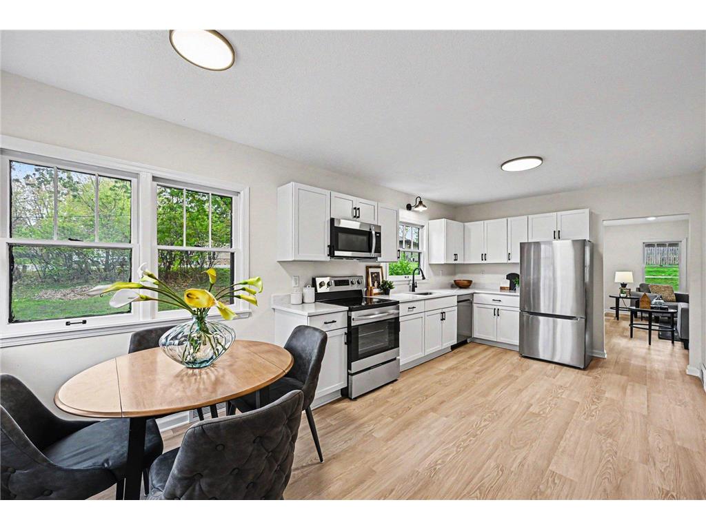 87 Juniper Street Mahtomedi MN 55115 7022925 image2