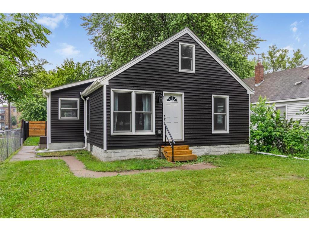 87 Wheelock Parkway W Saint Paul MN 55117 7095061 image1