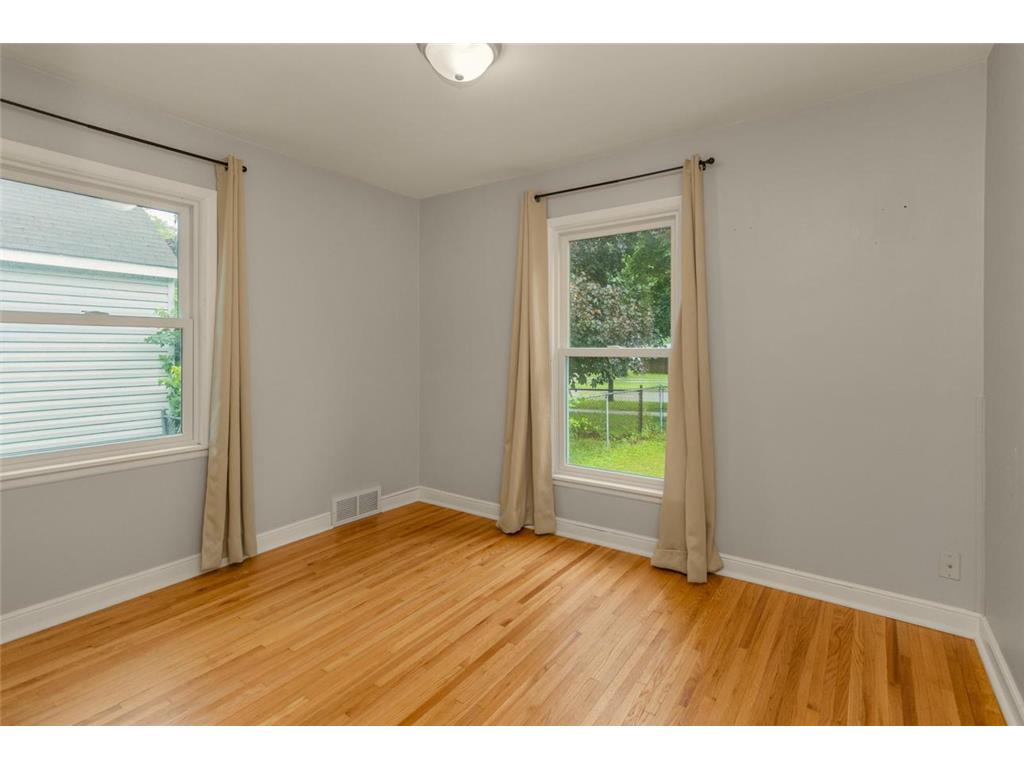 87 Wheelock Parkway W Saint Paul MN 55117 7095061 image8