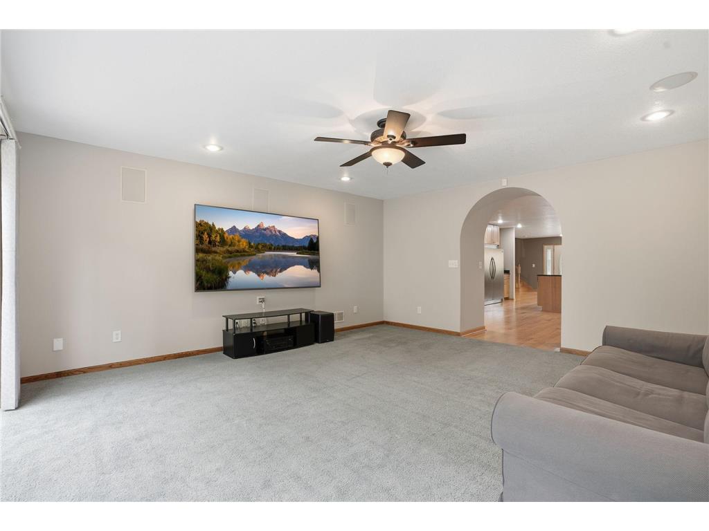 870 County Road F E Vadnais Heights MN 55127 7075735 image15