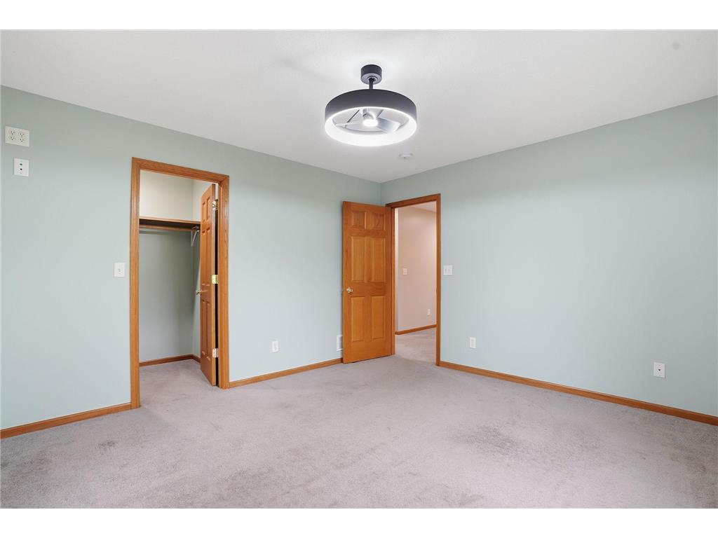 870 County Road F E Vadnais Heights MN 55127 7075735 image26