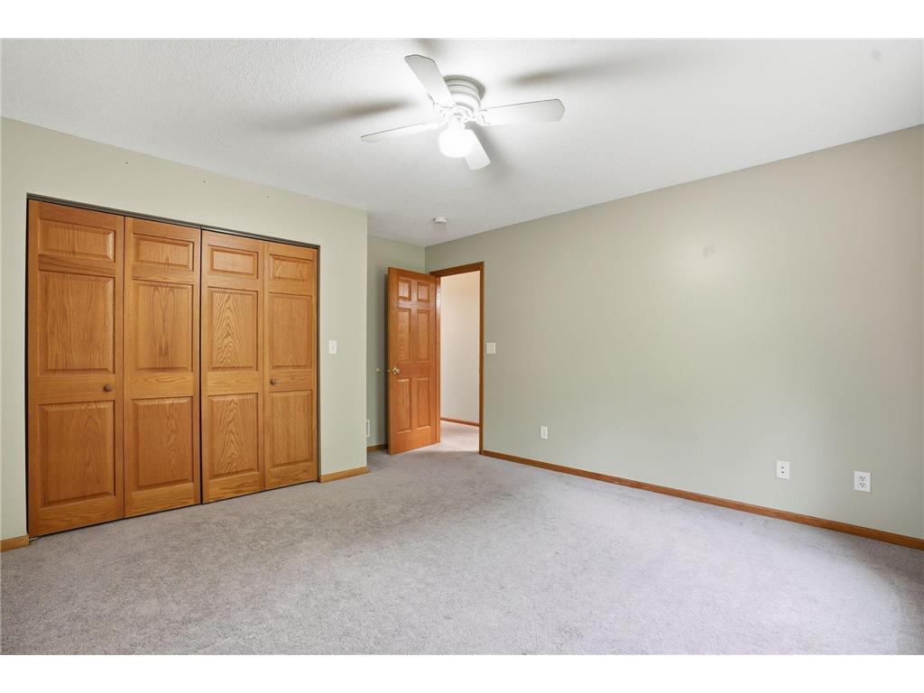 870 County Road F E Vadnais Heights MN 55127 7075735 image36