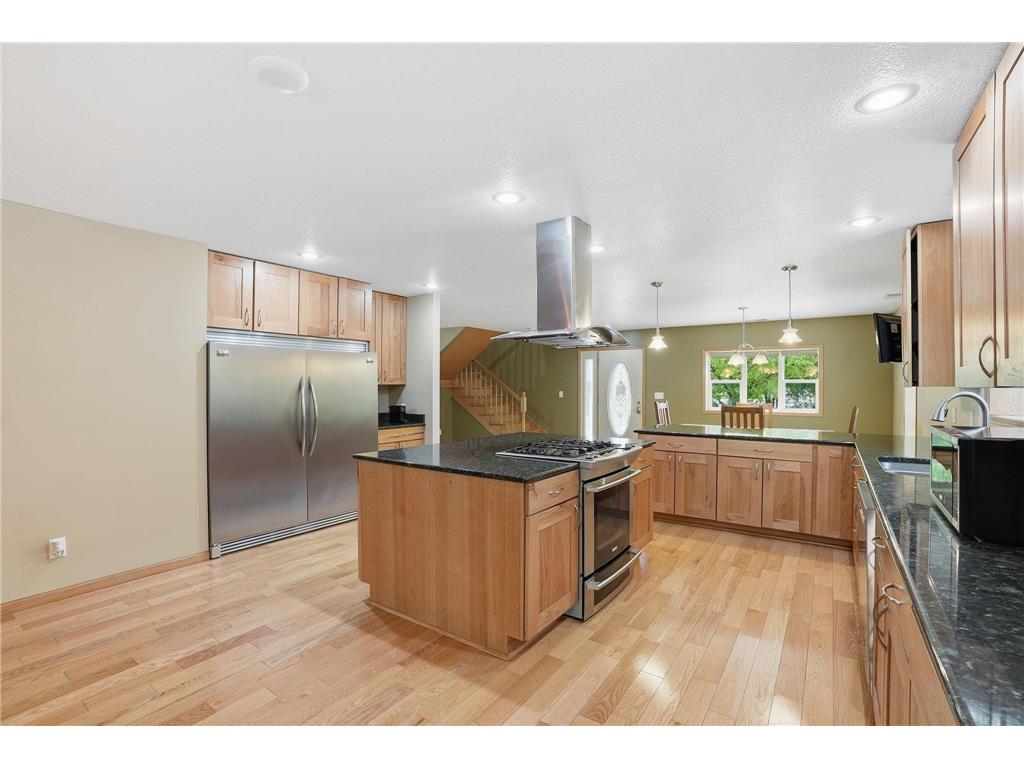 870 County Road F E Vadnais Heights MN 55127 7075735 image7