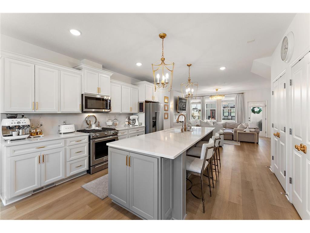 870 Mount Curve Boulevard #F Saint Paul MN 55116 7055338 image11