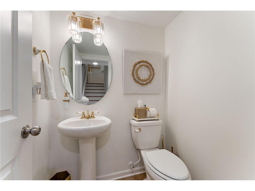 870 Mount Curve Boulevard #F Saint Paul MN 55116 7055338 image27