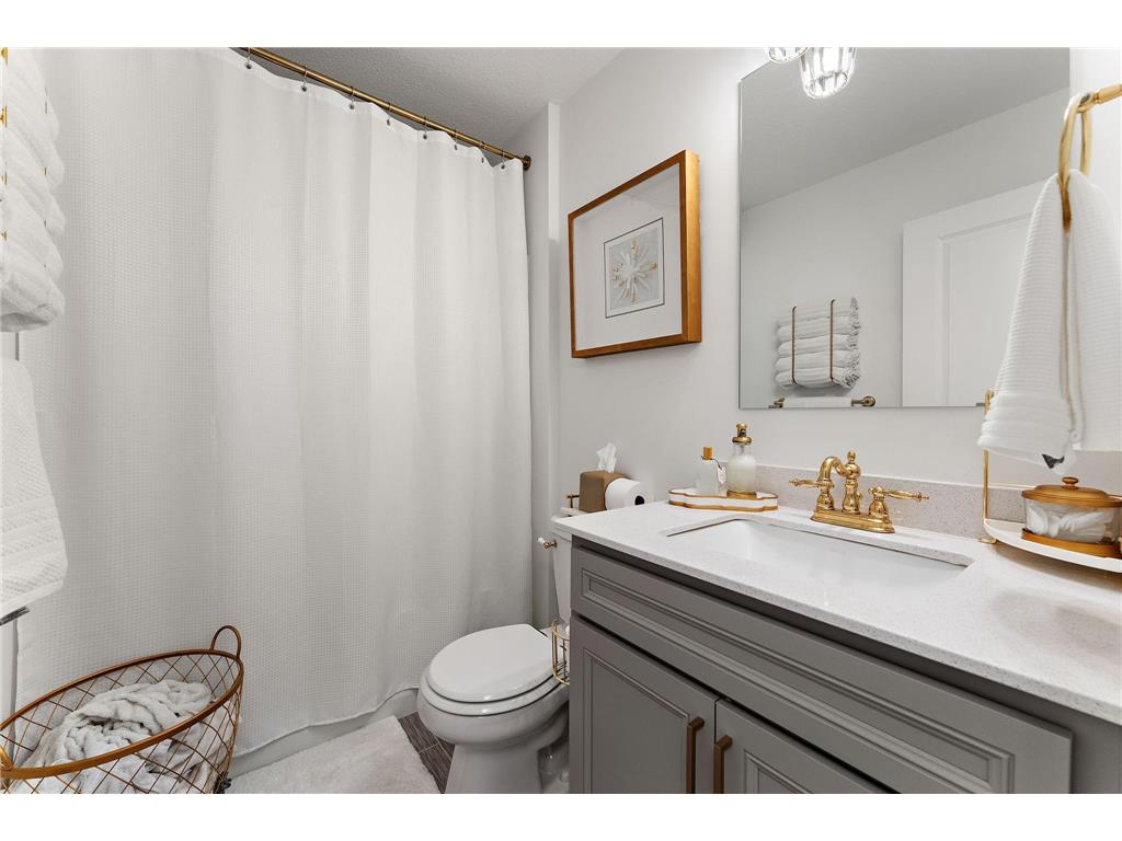 870 Mount Curve Boulevard #F Saint Paul MN 55116 7055338 image28